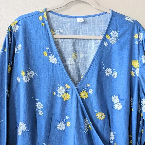 Old Navy Floral Wrap Dress Cottagecore, size XL - Picture 4 of 9